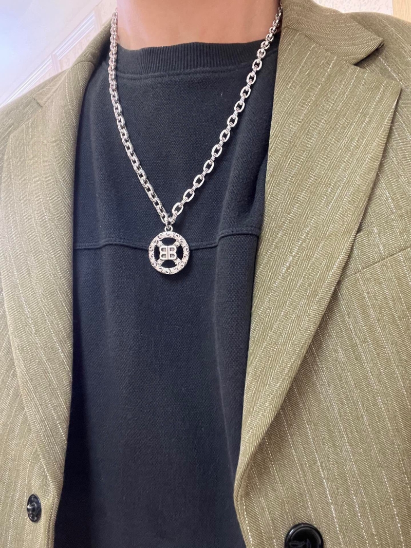 Ba1en*iaga necklaces